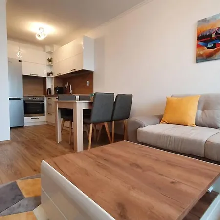Brand New Luxury In Zornitsa Daire